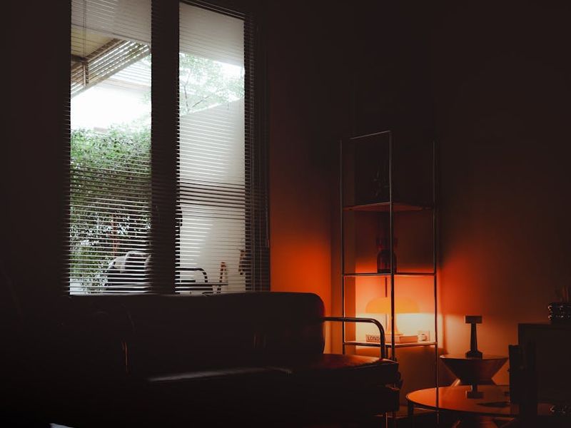 Detail of a minimalist training space with soft light